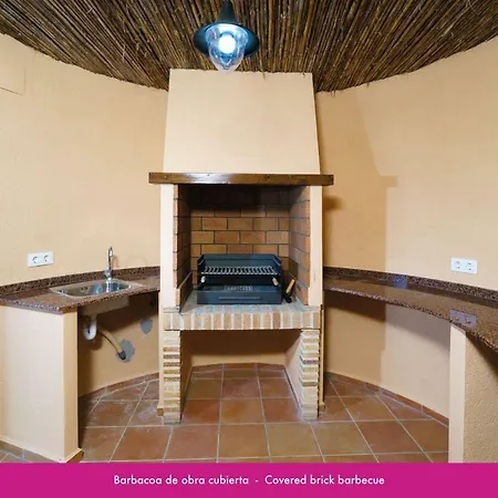 Book It Attias Moraira